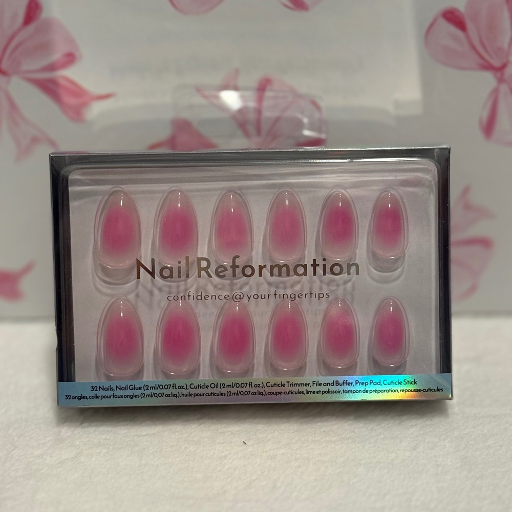 Nail Reformation Nails‎ Press On Nails Pink Ombre Manicure Set 32 Nails